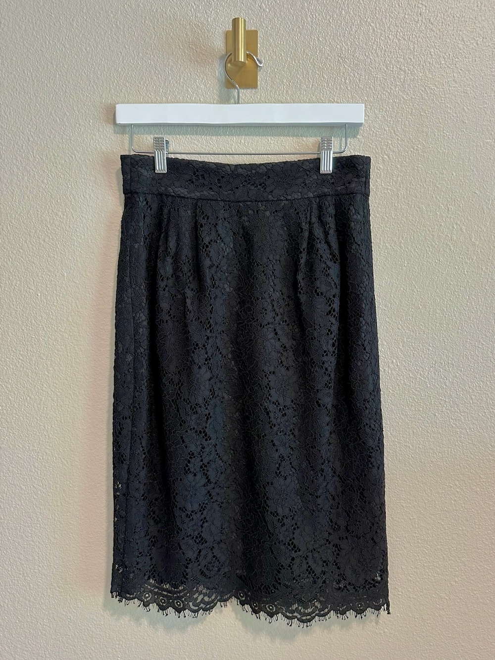 ☀️ J. CREW Black Lace Pintucked Pencil Skirt with Scalloped Hem
